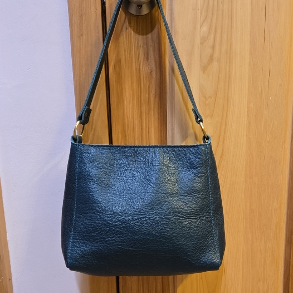 Portland Leather  Shoulder Bag - Picture 1 of 6